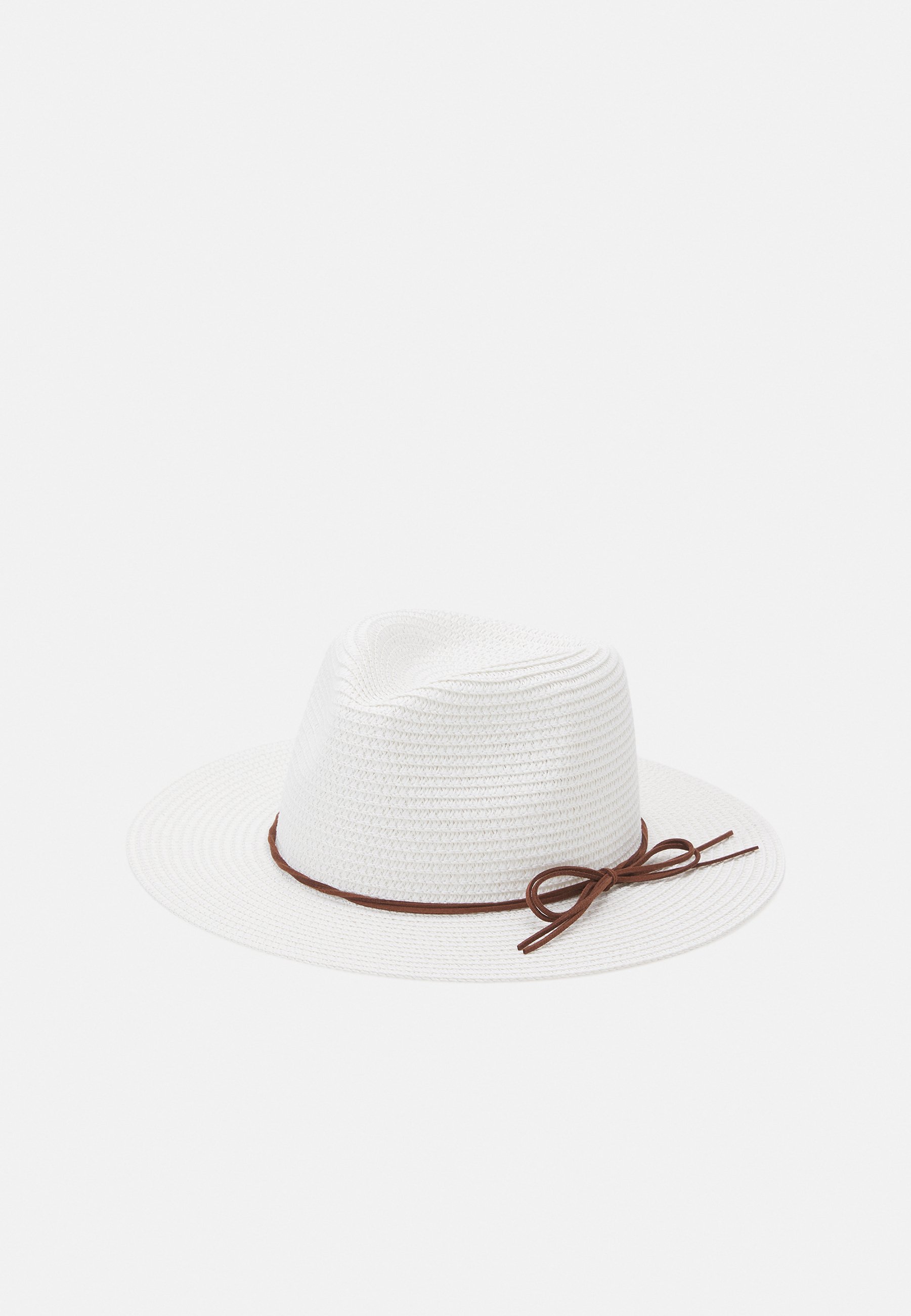 Off-white hat