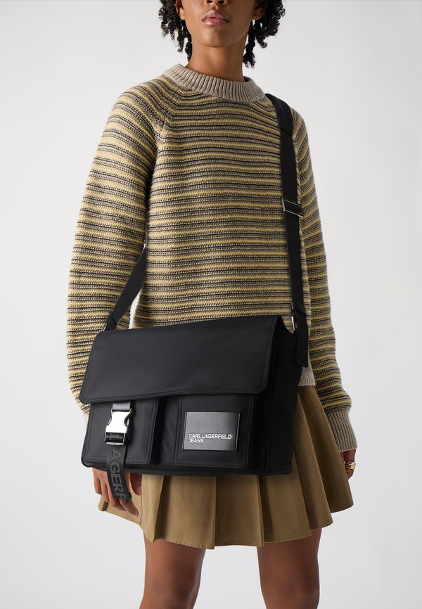 UTILITY MESSENGER UNISEX - Cross body bag3