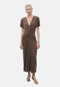 Mango - V-NECK  - Rochie din jerseu - brown Imagine miniatură 1