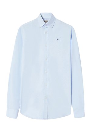 Camisa azul claro de manga larga y botonadura, hecha de algodón, con un collar clásico y un pequeño logo en azul marino en el lado izquierdo del pecho. Ajuste estándar.