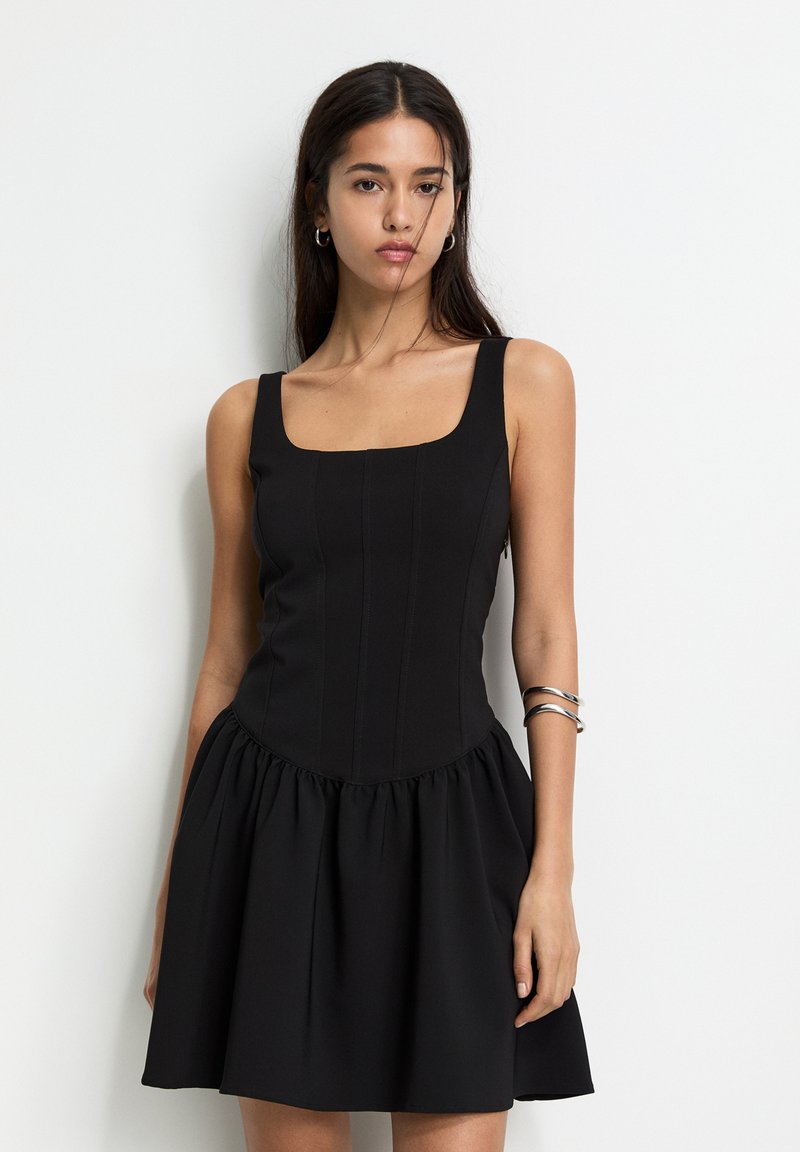 PULL&BEAR Dnevna haljina - black