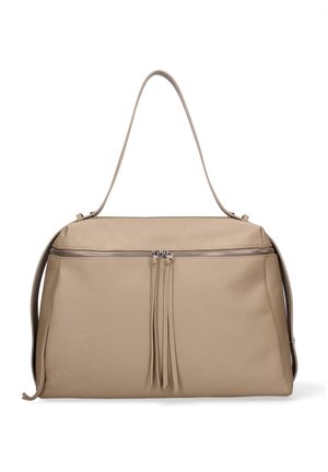 Borsa a mano in pelle beige con cerniera superiore, doppi tiralampo con nappine e tracolla singola su sfondo bianco.