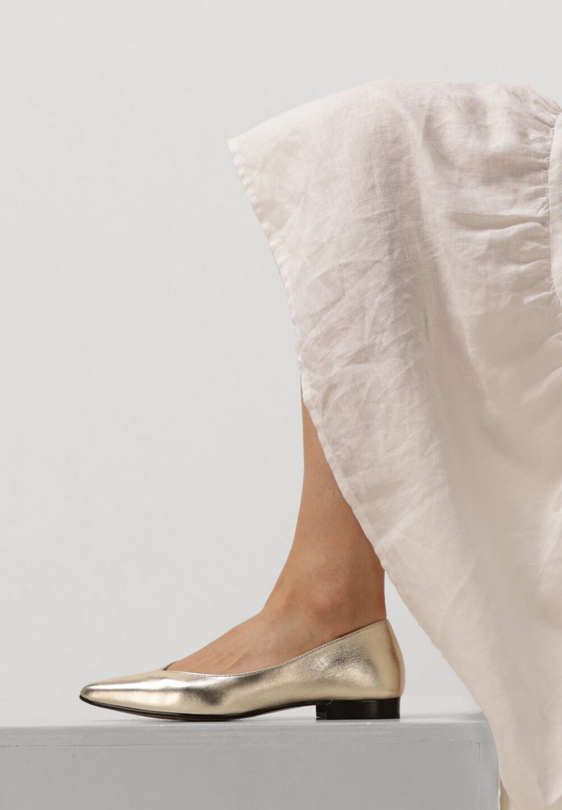 Notre-V Ballerina's - goud