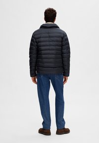Selected Homme SLHBARRY QUILTED - Winterjas - sky captain