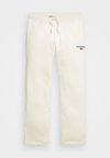 POLO SPORT WIDE-LEG SWEATPANT UNISEX - Tepláky - clubhouse cream