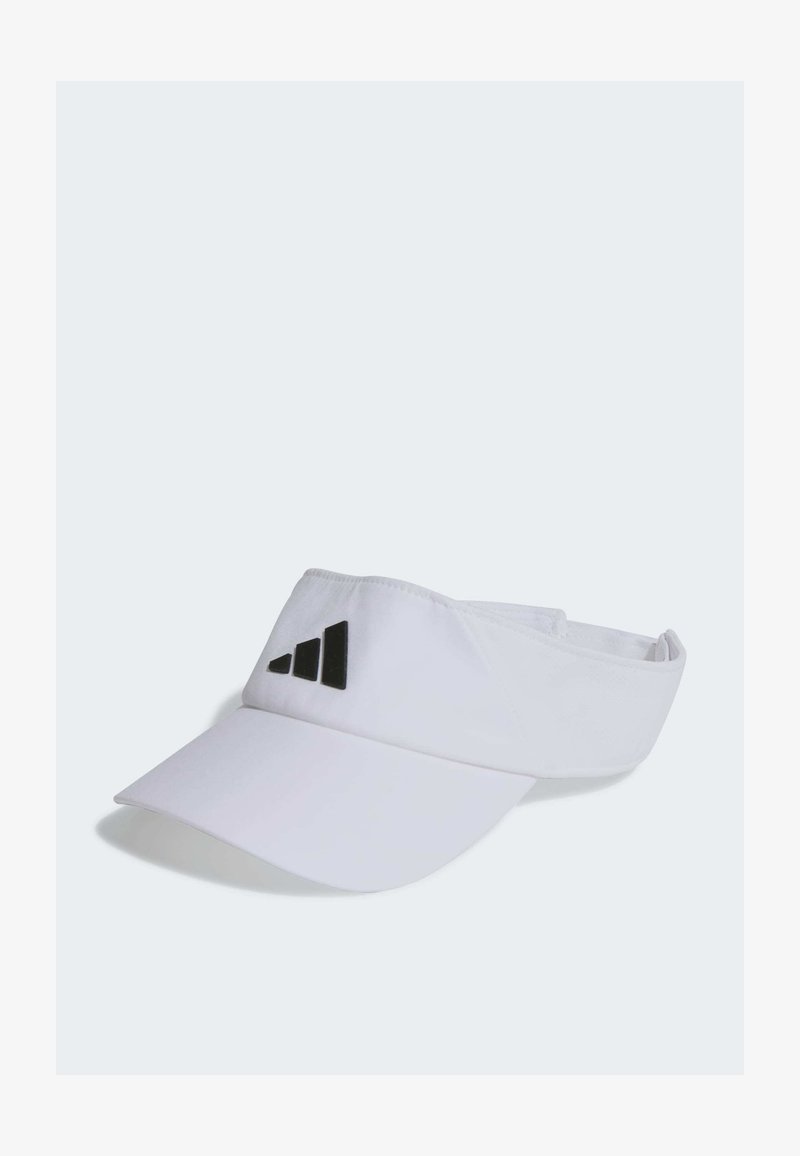 Cappellino bianco con visiera, realizzato in tessuto morbido, caratterizzato da un logo nero con tre strisce sulla parte anteriore. Il design include una visiera curvata.