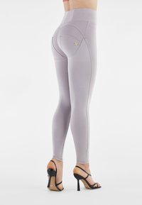 Freddy WR UP VITA ALTA - Farkkuleggingsit - gull gray