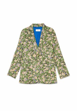 Blazer floral à base verte, présentant des motifs floraux légers en beige et violet. Il a un intérieur bleu et deux poches avant.