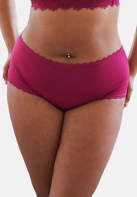 Unselected, bordeaux