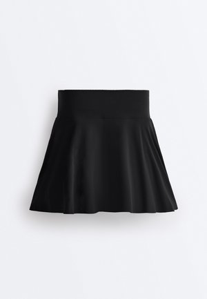 OYSHO, COMPRESSIVE SHORT - Jupe de sport - black