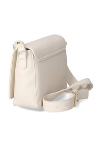 Borsa a tracolla in pelle bianca testurizzata con chiusura a ribalta, tracolla regolabile e hardware color oro. Forma squadrata con dettagli di design minimalisti.