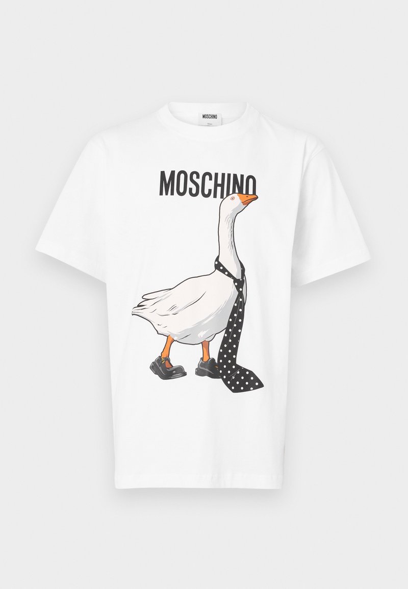 Weißes Baumwoll-T-Shirt mit einer Cartoon-Ente, die eine gepunktete Krawatte und schwarze Schuhe trägt. "MOSCHINO" ist über der Illustration aufgedruckt.