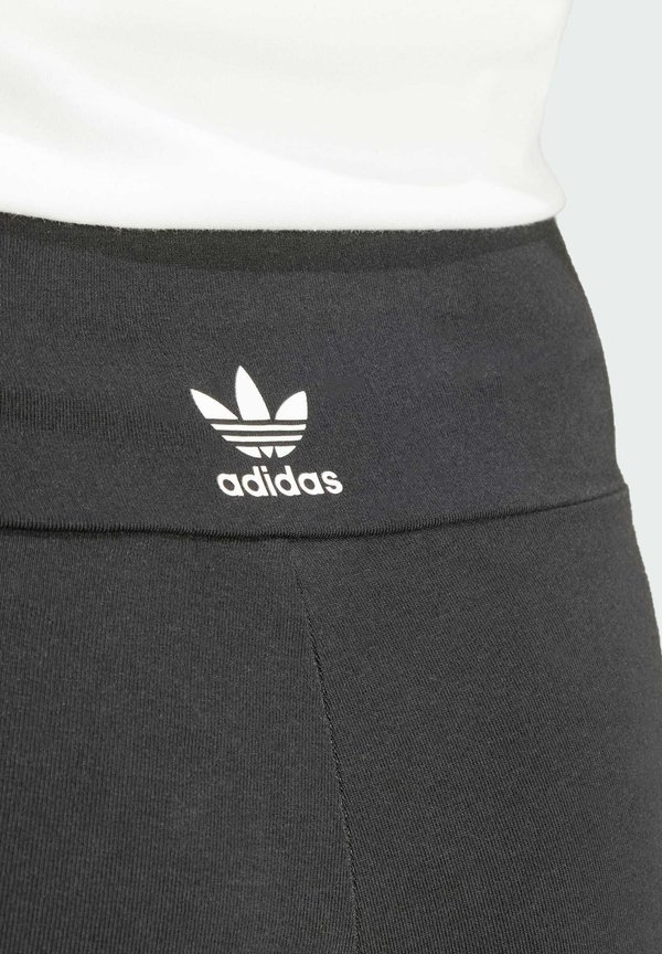ADICOLOR 3-STRIPES 1/4 - Shorts3
