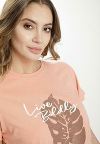 Cross Jeans T-shirt z nadrukiem