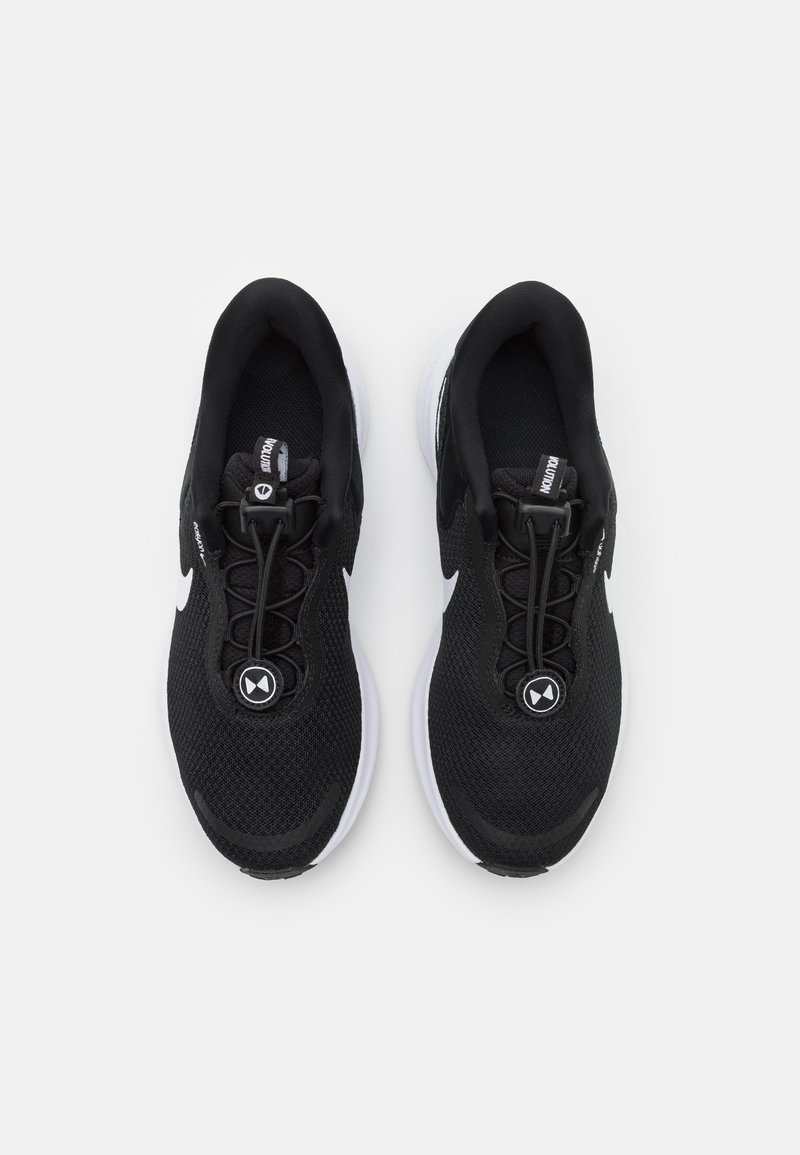 target nike revolution 3