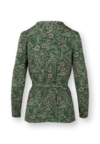 Grüne Jacke mit Blumenmuster, langen Ärmeln, tailliertem Schnitt und einem Bindegürtel. Enthält verschiedene Blumen in Rosa- und Weißtönen.
