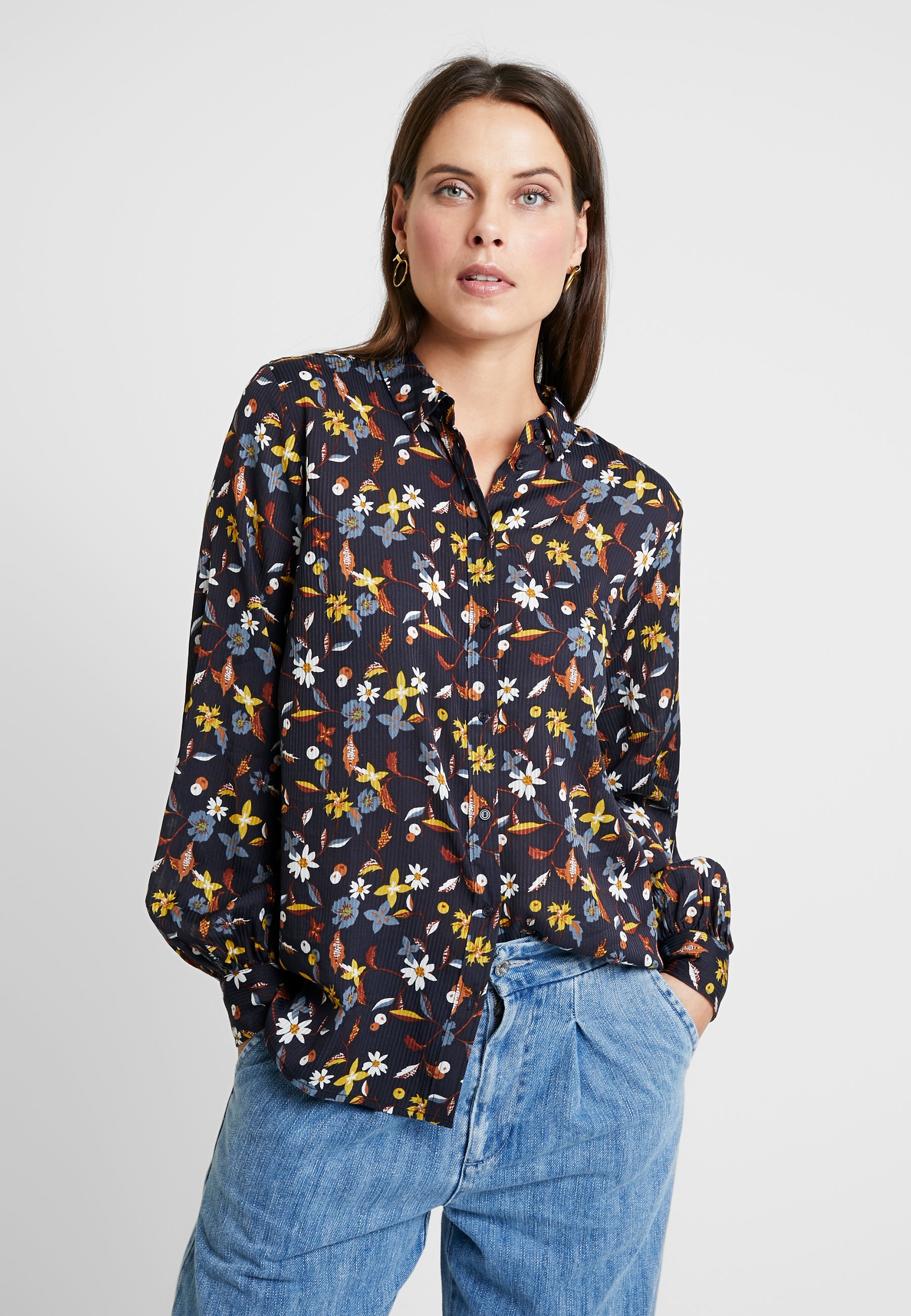 Part Two TALA Skjorte berry flowerdark blue. Zalando.no Part Two TALA Skjorte berry flowerdark blue. Zalando.no
