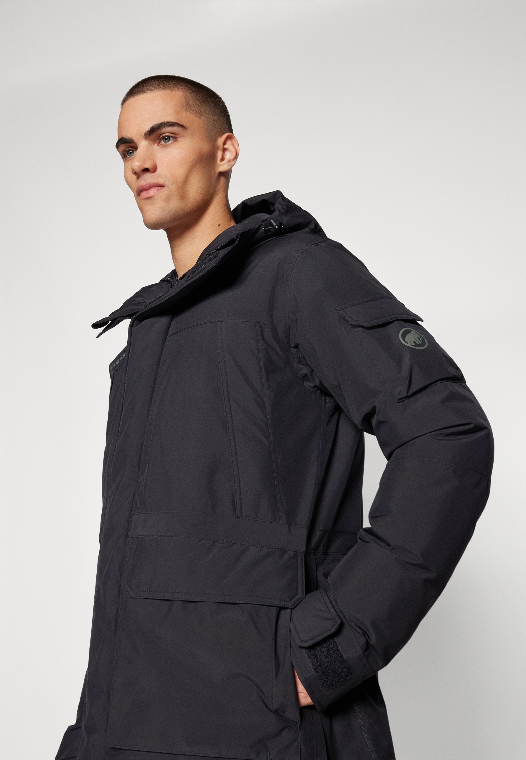 Mammut OBELISK GORE-TEX - Daunenmantel - black/schwarz - Zalando.ch