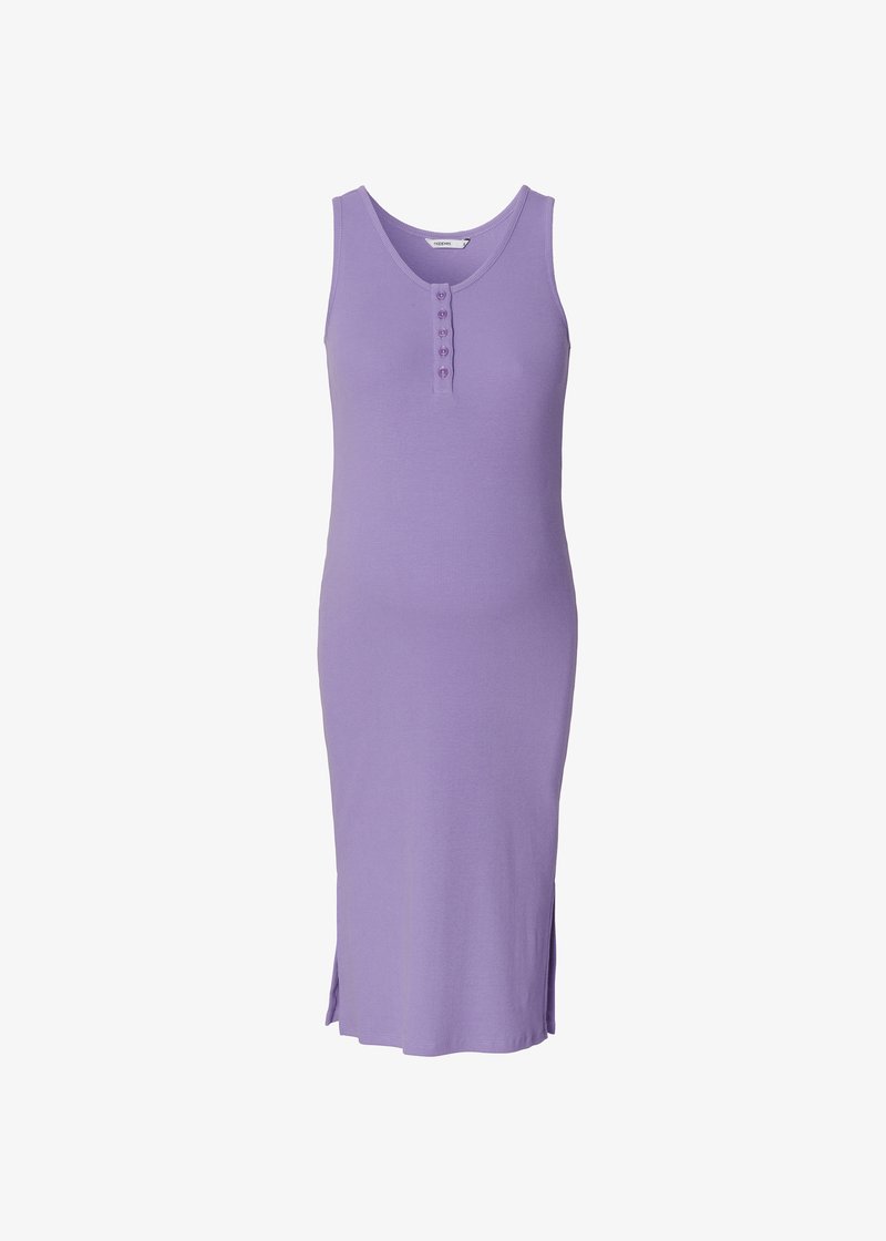 Fioletowa, bezrękawnikowa sukienka midi wykonana z materiału prążkowanego, z okrągłym dekoltem i pięcioma guzikami; posiada rozcięcia po bokach u dołu.
