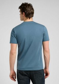 Lee ELEVATED REGULAR FIT granatowy