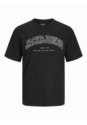 Zwarte katoenen t-shirt met korte mouwen, met een witte gebogen opdruk: "JACK&JONES EST. 90 WORLDWIDE" gecentreerd op de voorkant.