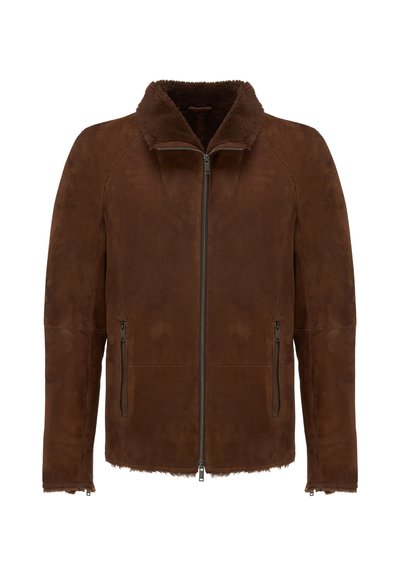 Braune Wildlederjacke mit Lammfellkragen, Frontreißverschluss und Reißverschlusstaschen an den Seiten, entworfen für kaltes Wetter.