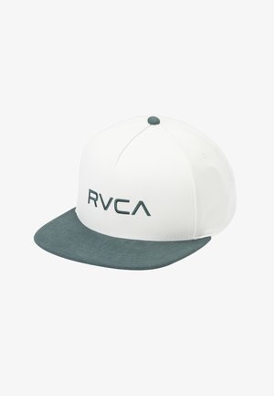 Casquette snapback blanche et bleu sarcelle avec le logo "RVCA" brodé en bleu sarcelle sur le panneau avant, sur fond blanc.