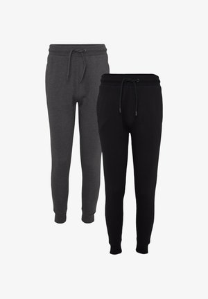 To sæt joggebukser: ét i mørkegrå og ét i sort. Begge har elastiske taljer med justerbare snore og manchetter ved anklerne.