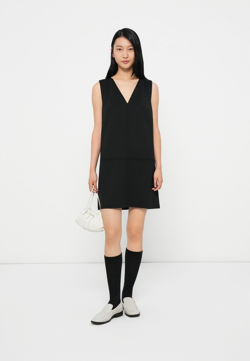 Calvin Klein V NECK MINI SHIFT DRESS - Day dress