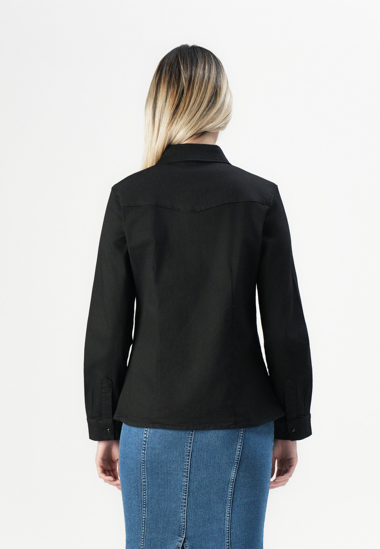 ONLSASIA FIT STUD SHIRT