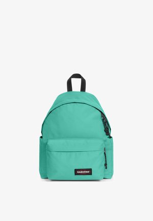 Sac à dos Eastpak turquoise avec poignée noire, poche avant zippée et compartiment principal avec fermeture éclair.