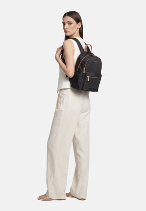 Gian Marco Venturi, GIAN MARCO VENTURI BACKPACK - Zaino - black