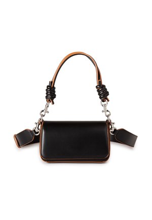 Borsa rettangolare in pelle nera con bordi marroni, manico annodato e tracolla larga staccabile con fibbie in argento.