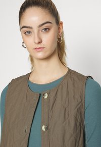 Weekday Camisola de manga comprida - green