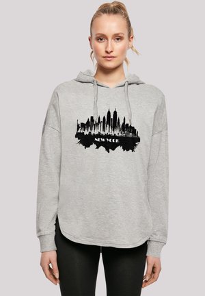 Grauer Kapuzenpullover mit einem schwarzen Grafikdruck der New Yorker Skyline, entspannter Schnitt, mit Zugbändern und gerippten Bündchen. Weicher, strukturierter Stoff.
