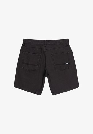 Czarne szorty dżinsowe o prostym kroju, z dwoma tylkimi kieszeniami i małą metką z logo na prawej kieszeni.