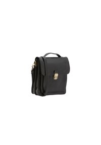 Borsa a spalla in pelle nera con patta, chiusura dorata, manico superiore e tracolla regolabile, mostrata su uno sfondo bianco.