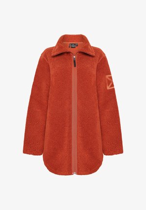 Oranssi fleece-takki, jossa on korkea kaulus ja täysipitkä vetoketju. Ominaisuuksiin kuuluu teksturoitu kangas, leveät hihat ja logoyksityiskohta vasemmassa hihassa.