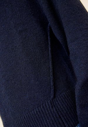 Friends Like These, V-NECK SEAM DETAIL JUMPER - Svetrík - navy