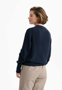 MELA GAURI - Strickpullover - navy