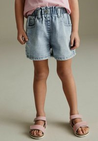 Next REGULAR FIT - Short en jean - denim light wash