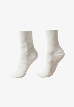 Calzedonia, RIBBED - Chaussettes - white