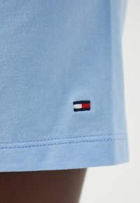 Tommy Hilfiger Curve 1985 MINI CORP - T-Shirt basic - vessel blue