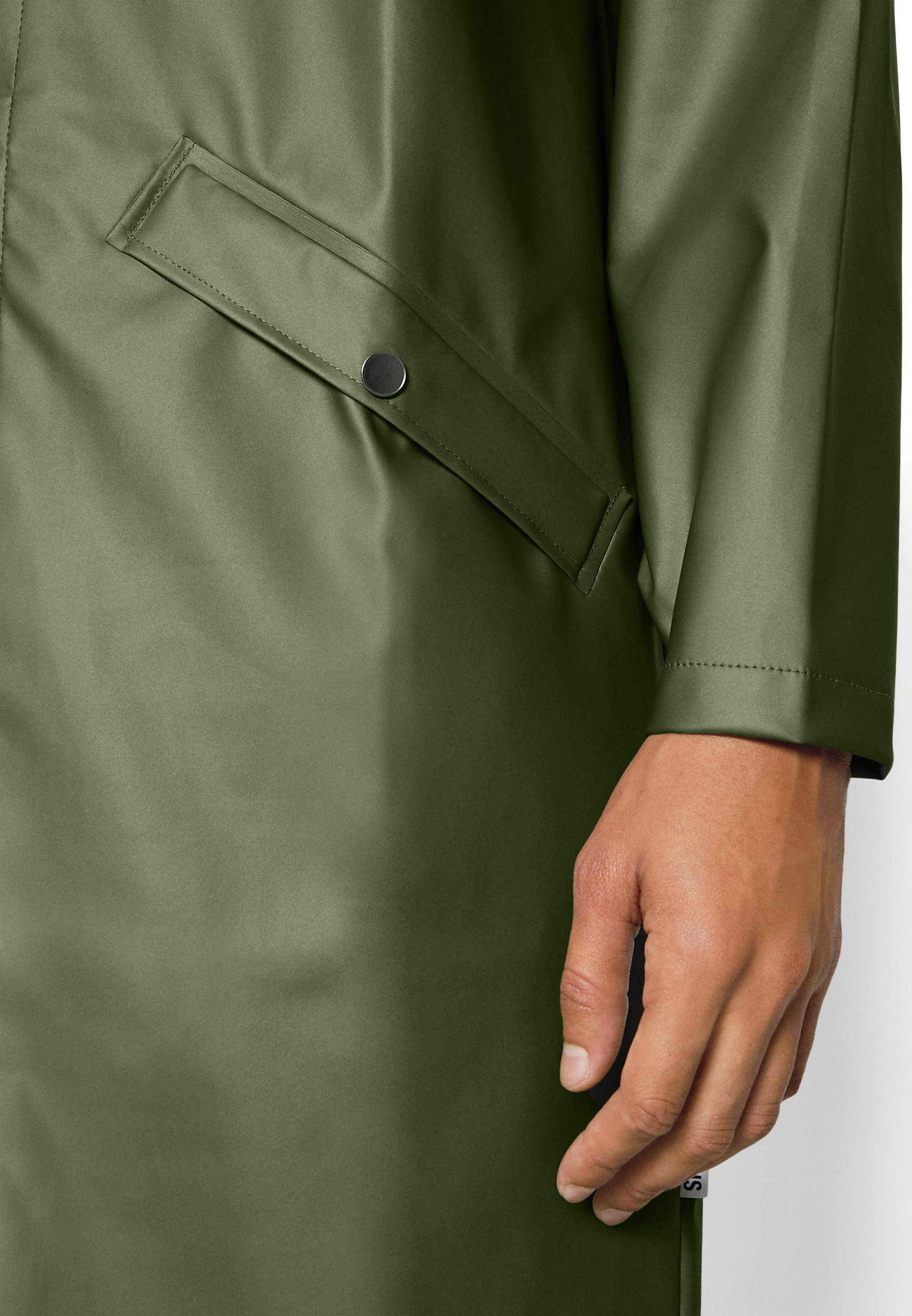 Rains LONGER JACKET UNISEX - Regenjas - evergreen/olijfgroen - Zalando.nl