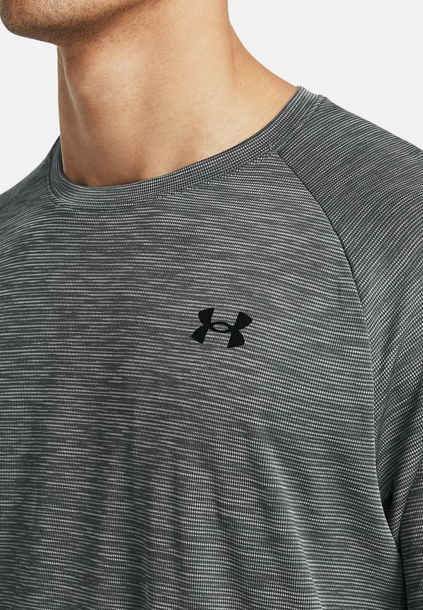 TECH TEXTURED - Sports T-shirt - castlerock2