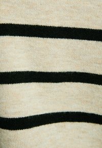 Bershka Stickad tröja - sand