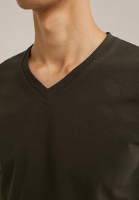 WE Fashion Jednoduché tričko - green