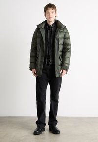 Colmar Originals MAN - Dūnu mētelis - forest/forest
