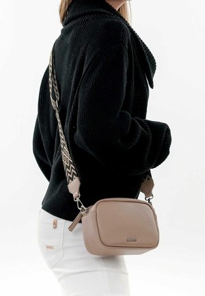 SURI FREY Skuldertasker - light brown