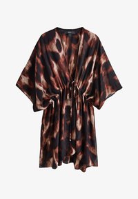 Unselected, leopard